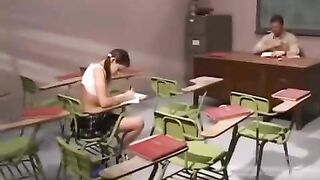 The teacher pushed the student into cancer and finished in his mouth