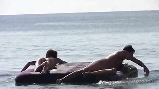A girl showed her naked body on the beach to attract attention