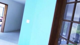 Alexia Gold made a blowjob for sexy mulatto
