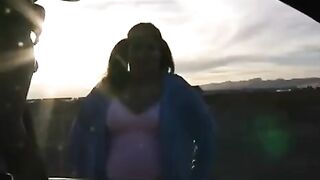 A fat woman is not embarrassed to show her hole and vagina