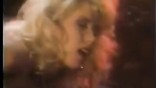 The hot bitch has an erotic sex session with her guy