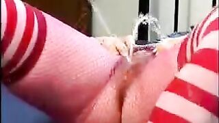 Many scenes with golden rain, a niche performer