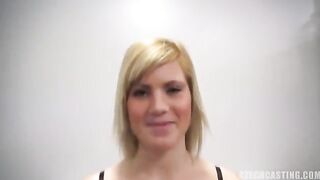 25-year-old Czech girl fucks at a porn casting, showcasing her skills in a blowjob scene