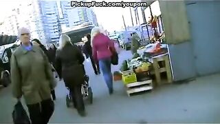 A pick-up guy banged a blonde teen on the street, as she wanted