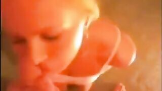 A blowjob at home always ends with a cumshot on the face