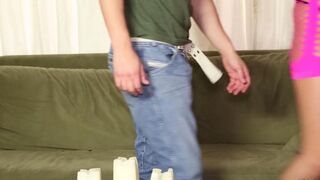 Massage session for the sexy blondie ends with a cumshot