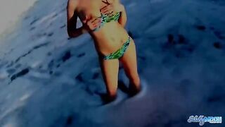 Iraqi beauty is a great star of erotic video