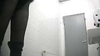 A hidden camera records the parachutist, who does not know they are being filmed