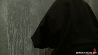 Girl swallows hard cock in her mouth, it's not easy