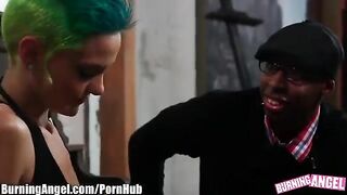 Emo fair-haired girl gets her asshole gapped by a huge cock