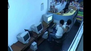 A man was caught masturbating in an internet cafe and created a scene