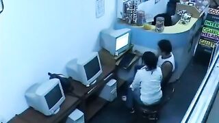 A man was caught masturbating in an internet cafe and created a scene