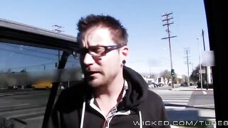 A cunning guy came up with a unique way to get a divorce