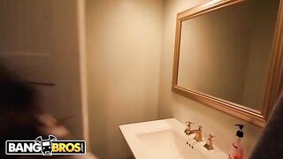 Skinny petite teen Riley Reid shares her BF with MILF stepmom Janet Mason