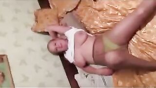 The pregnant woman showed her boobs to the photographer in a steamy session