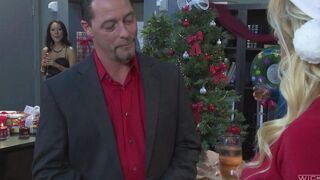A retired woman had lesbian sex at a New Year's party