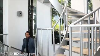 Masseuse with two clients in her house episode