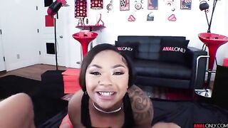 Bus stop blowjob bait, they lick my ass or they will start fucking me