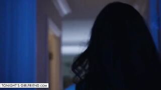 Suttin put on a sexy outfit and took care of her fan for money