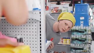 The bodega dude managed to get a girl with a big ass