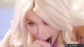 When the bliss went crazy, the blondie was screaming with pleasure