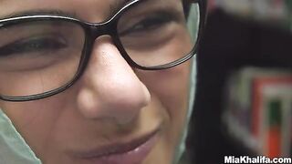 Mia Khalifa got fucked in the library by a horny dude