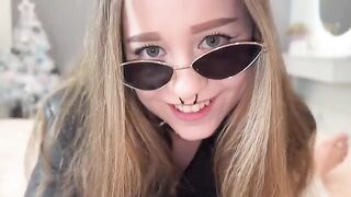 The guy has no trouble controlling the cute girl as he pleases