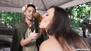 A nice picnic in the open air ended with a blowjob