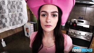 A guy pulled his dick out for a sexy cowgirl to ride