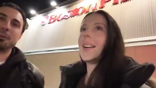 A hot girl agreed to sex on the first date, it started with a check
