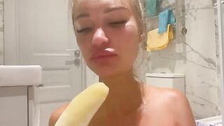 Monika Fox got her asshole stuffed with a banana