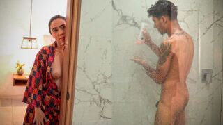 Hot shower sex with stunning stepmom, a steamy Colombian fantasy