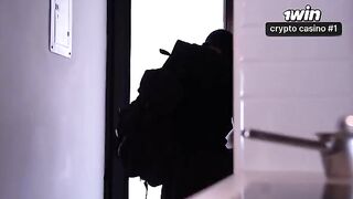 She was robbed, but the thief didn’t touch her huge ass