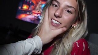 An amateur guy masturbates with his hand and catches the cum in his mouth
